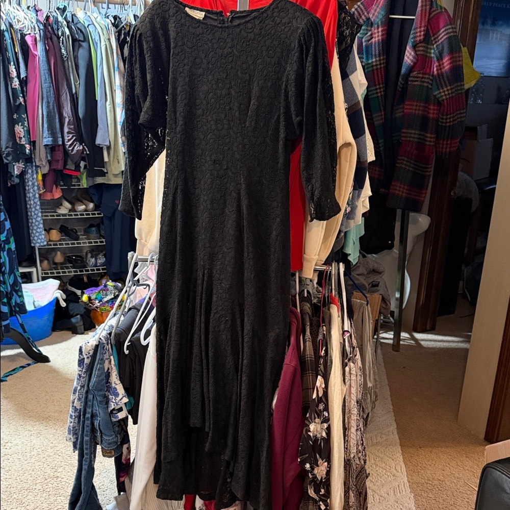 Simon Chang Black Long Sleeve Dress